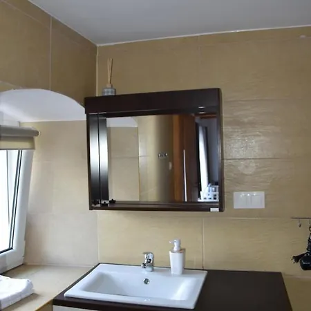 Δωμάτια σε οικογενειακή κατοικία Grzeda *