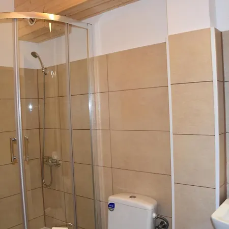 Δωμάτια σε οικογενειακή κατοικία Grzeda Komarno